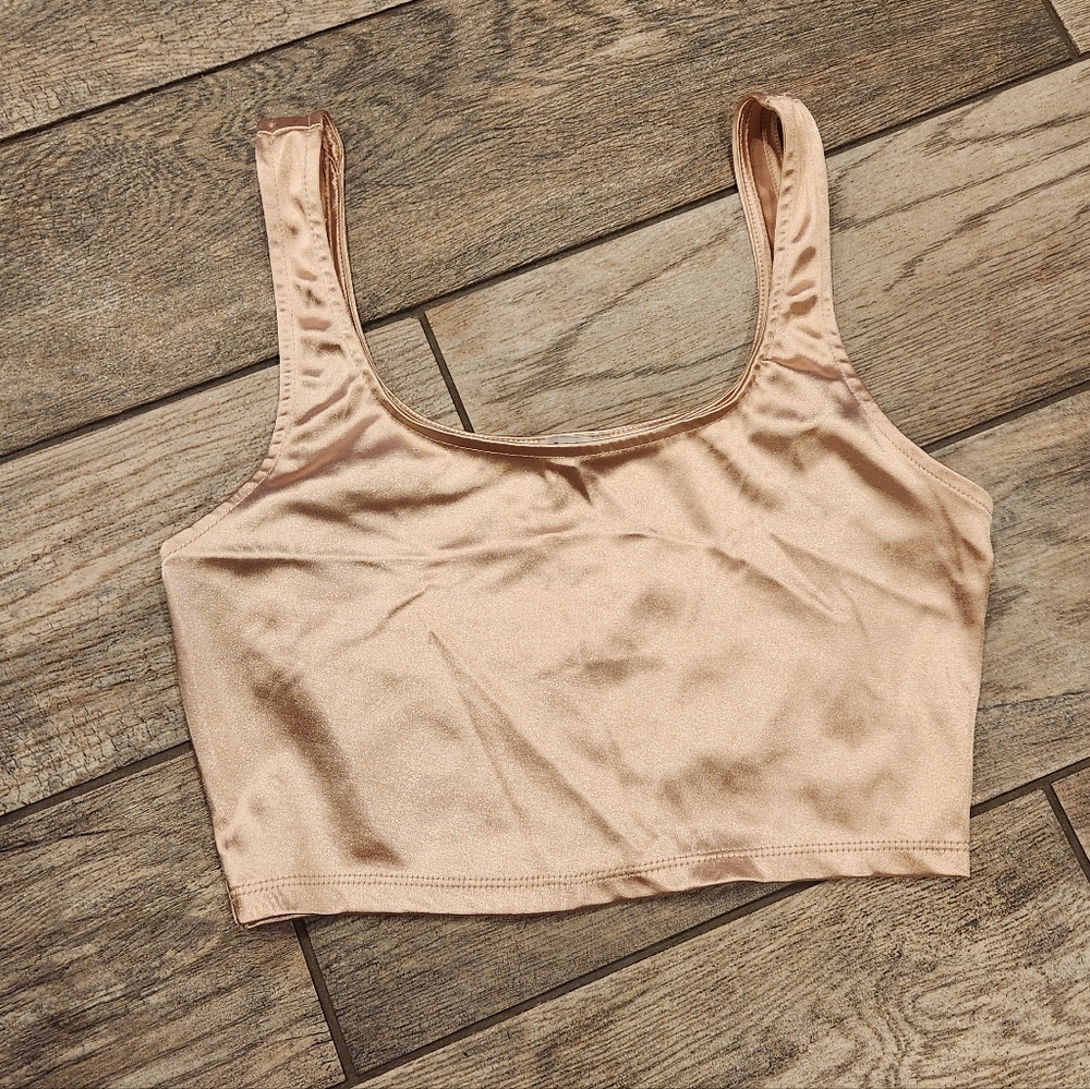 IRIS Champagne Satin Square Neck Crop Top Size Large